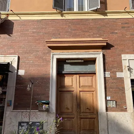 Old Bakery & Lägenhet Rom